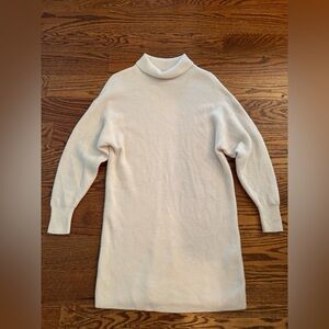 Small Merino Wool Aritzia Babaton Dress